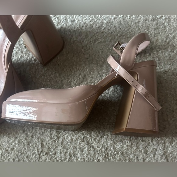 VINCE CAMUTO MARTICH PLATFORM PUMPS NUDE CHUNKY SQUARE TOE - Picture 6 of 7